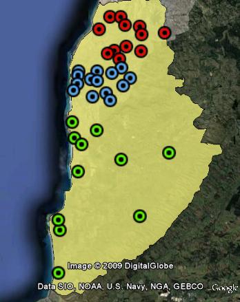 Polling booths in Kingston. Northern booths in red, central booths in blue and southern booths in green.