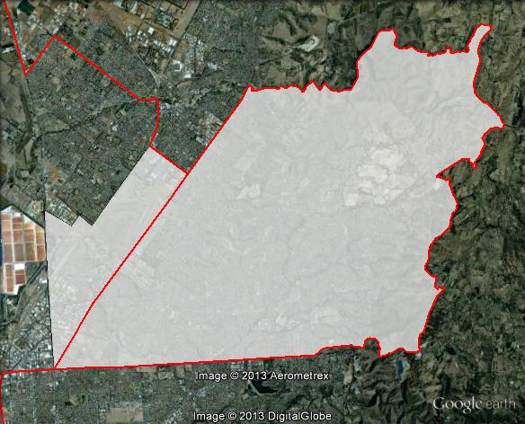 Map of Makin's 2010 and 2013 boundaries. 2010 boundaries marked as red lines, 2013 boundaries marked as white area. Click to enlarge.