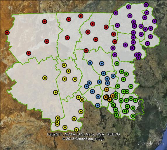 Polling places in Parkes at the 2010 federal election. Central in blue, Dubbo in orange, East in green, North East in purple, North West in red, West in yellow. Click to enlarge.