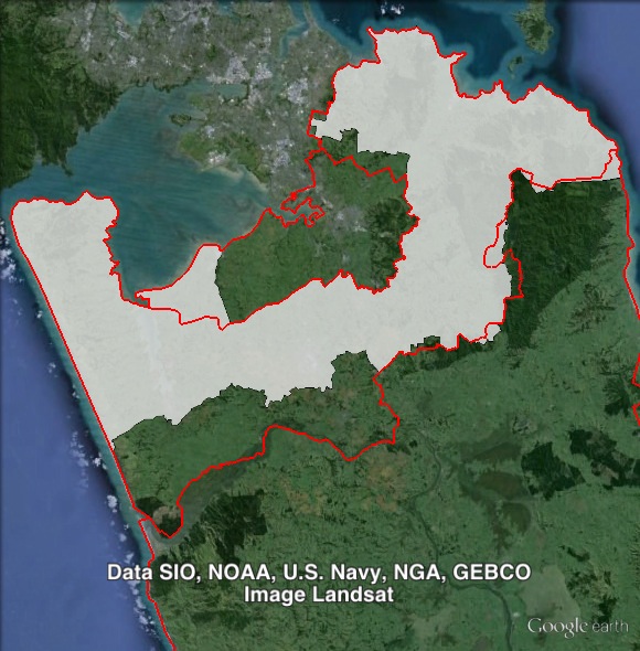 Map of Hunua's 2011 and 2014 boundaries. 2011 boundaries marked as red lines, 2014 boundaries marked as white area. Click to enlarge.