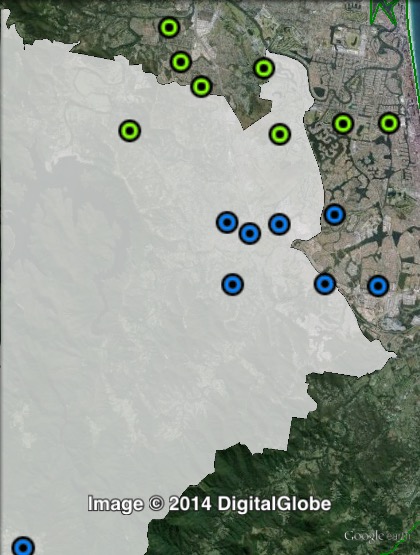 Polling places in Mudgeeraba at the 2012 Queensland state election. North in green, South in blue. Click to enlarge.